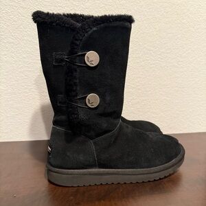 Koolaburra by UGG Snow Women's Black Suede Boots size 9